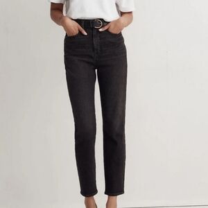 Madewell The Momjean in Hillshore Wash Black Mom Jean Size 31